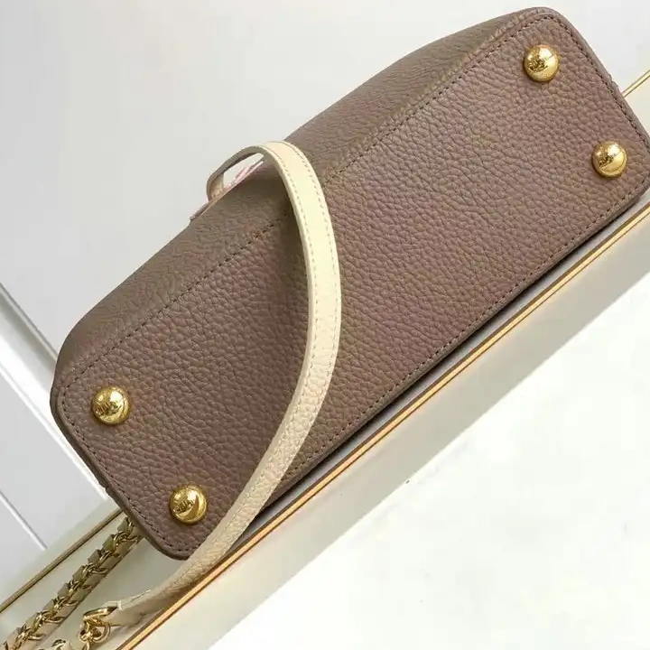 LV Bag 2209DJ0004 1013
